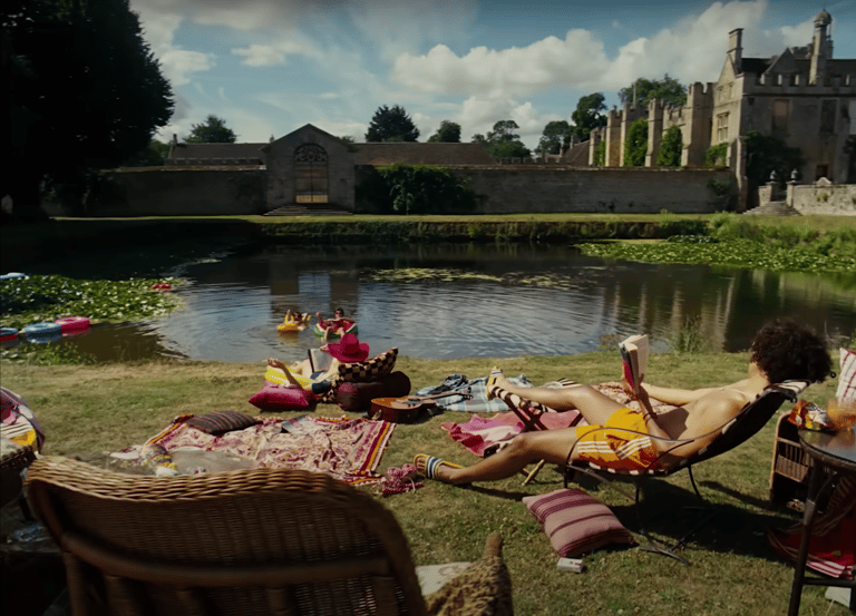 Saltburn Review: A Dive Into Pathological Obsession